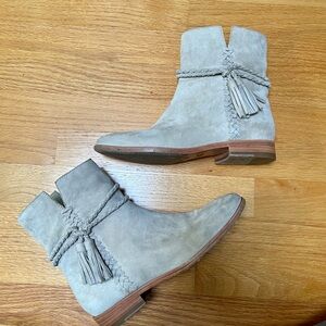 Special Edition FRYE Women's Tina Whipstitch Tassel Boot 7